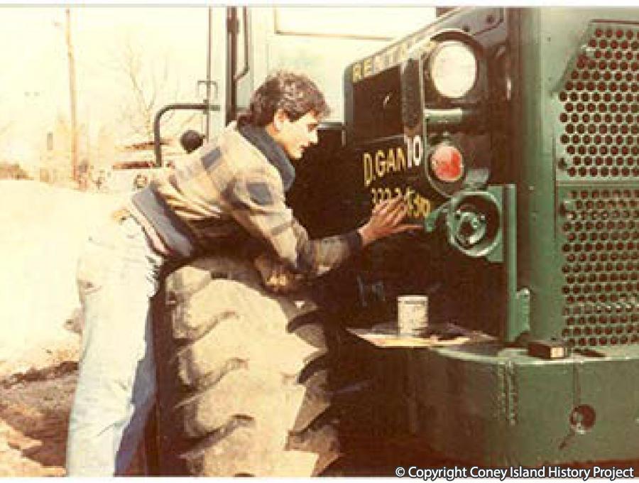 In the late 1970s, sign painter John Rea also hand-lettered trucks in the Coney Island area. Photo © John Rea