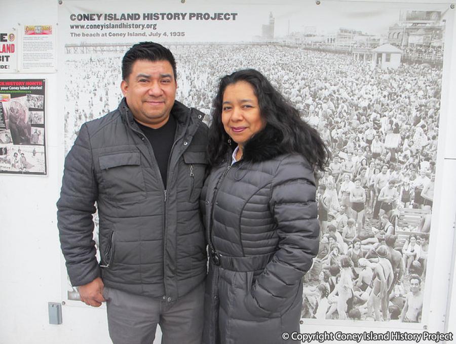 Dalia Vazquez and Raymundo Bardomiano of Tacos Doña Zita on Coney Island's Bowery. Photo © Coney Island History Project.