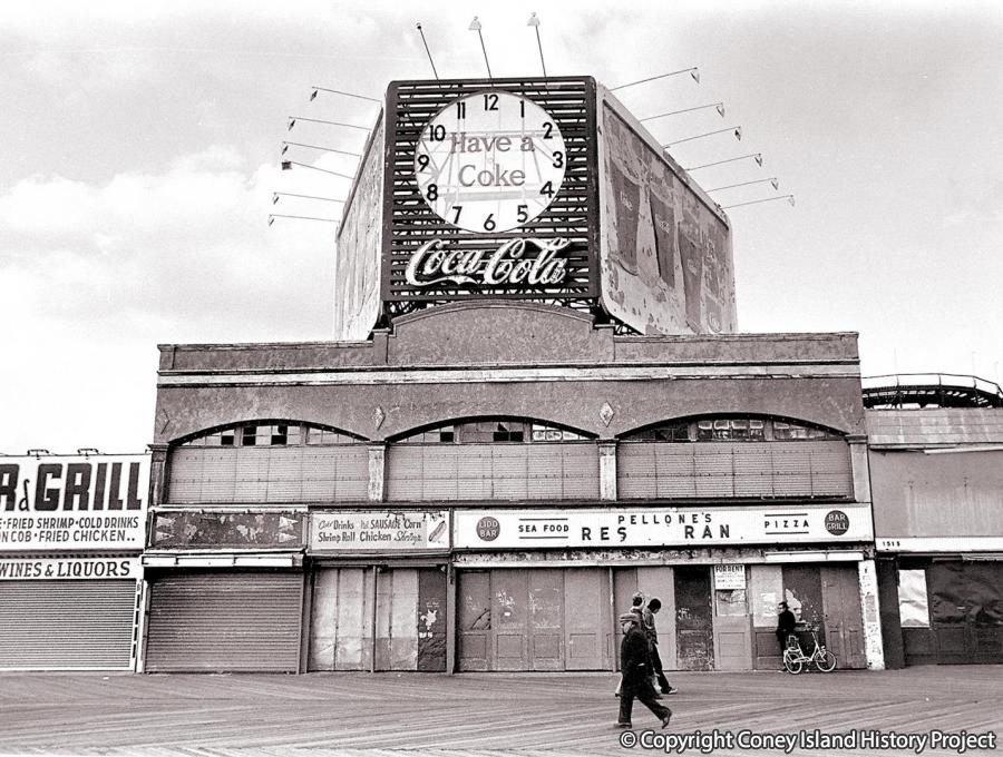 The Lido Building in its last days, 1972. Photo © Charles Denson