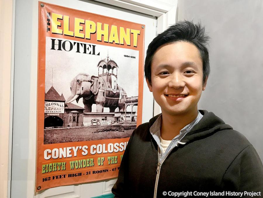Yi Xin Tong. Photo: Coney Island History Project Collection.